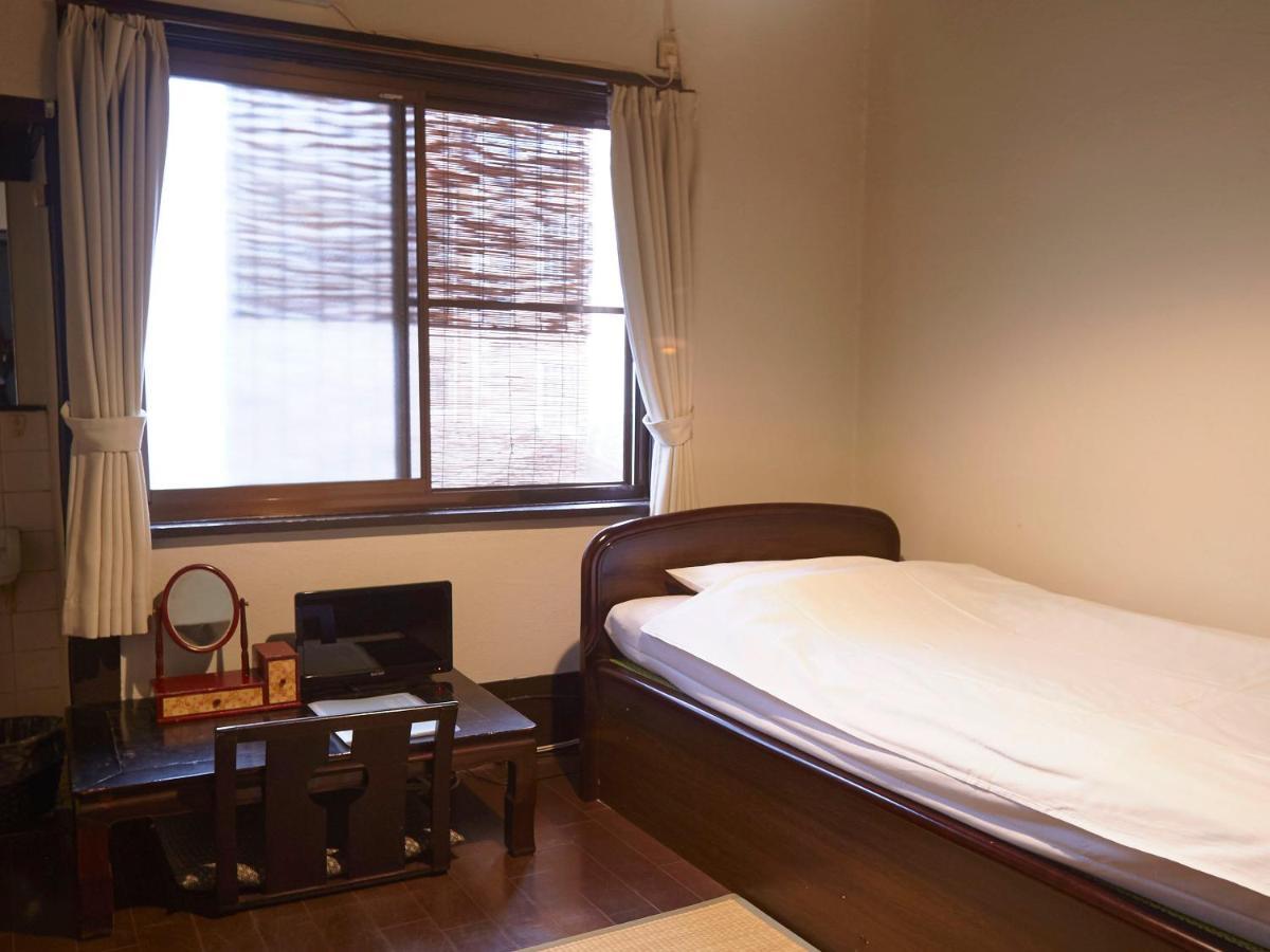 Takeyaso Ryokan Amagasaki Exteriör bild